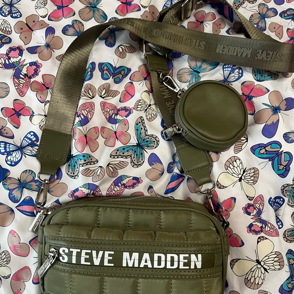 Steve Madden Olive Quilted Crossbody Bag with Coin Pouch